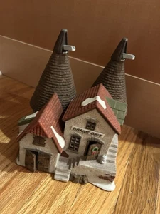 1990 DEPT 56 VESCOVI CASA ORIENTALE DICKENS VILLAGGIO - Foto 1 di 6