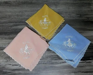 Pañuelos de seda Hawaianos vintage ~ Lote de 3 ~ Hula Girl ~ ¡Aloha!!🌺🏝️ - Imagen 1 de 6