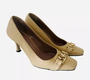 Valentino Shoes Logo Front Leather Square Toe Pumps Size 6 Blush Pink And Gold - Picture 1 of 19