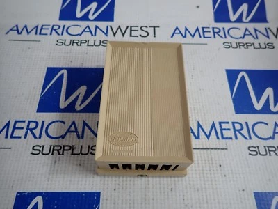 INVENSYS HKS-5033-0-2 PNEUMATIC HUMIDITY TRANSMITTER COLEMAN HKS-5033-0-2 - Image 1 of 4