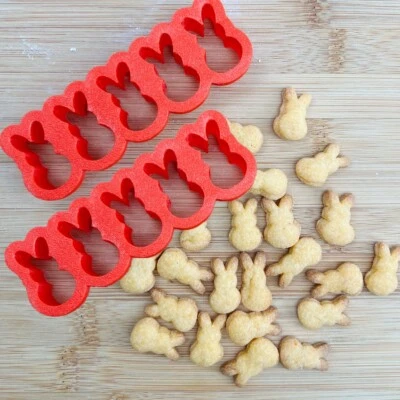 Paquete de 2 mini cortador de galletas de conejito de Pascua de 1 pulgada - hecho a mano en EE. UU. Foto 1 de 4