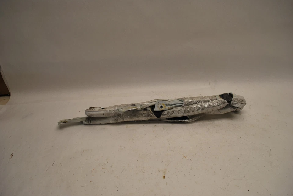 2006-2012 BENTLEY CONTINENTAL FLYING SPUR RIGHT CURTAIN AIR BAG SRS SAFETY OEM - Image 1 of 4