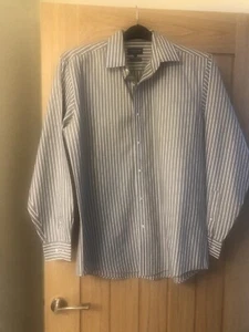 Men’s Striking Tailored Fit Shirt By Taylor & Wright City Striped Grey 15.5” - Picture 1 of 4