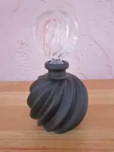Vintage Nahost Design schwarz wirbelndes Glas Parfümflasche, schönes Design - Bild 1 von 7