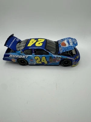 Jeff Gordon #24 Pepsi Shards 2004 1/24 Nascar Diecast-CAR  NEW IN BOX - Image 1 of 4