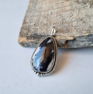 White Buffalo Turquoise Gemstone Pendant 925 Sterling Silver Boho Pendant PG5113 - Picture 1 of 3