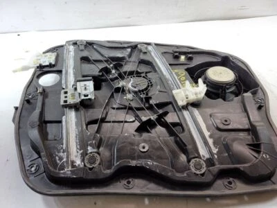 13 14 15 2016 2017 2018 HYUNDAI SANTA FE SPORT RIGHT FRONT DOOR WINDOW REGULATOR - Image 1 of 4