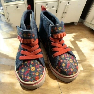 Dreamworks Niñas Talla 10 WILD SPIRIT SUERTE Zapatos Alto DENIM FLORAL Foto 1 de 4