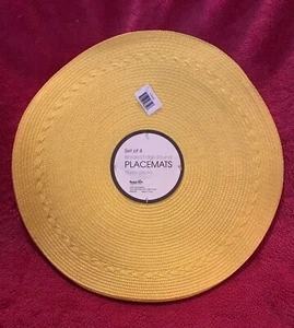 Juego de 4 manteles individuales trenzados amarillos redondos Benson Mills 15" ¡NUEVO! - Imagen 1 de 5