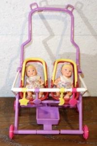 Seltener 2001 Barbie und Krissy Stroll 'n Play Kinderwagen mit Babytrage und Babys - Bild 1 von 7