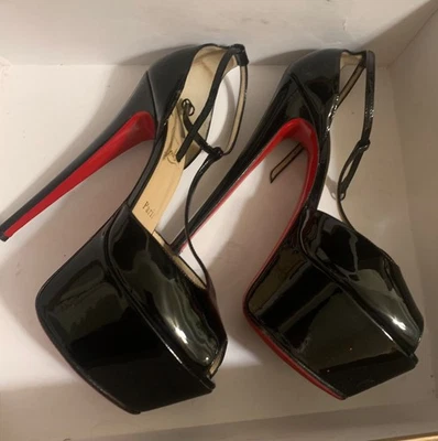 Christian Louboutin red and black high heels - Image 1 of 4