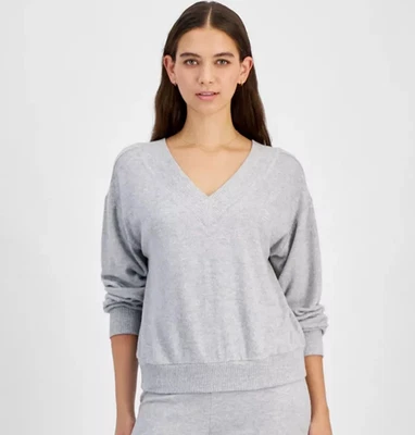 Planet Heart Cozy V-Neck Sweatshirt Juniors' Medium Light Heather Grey Pullover - Image 1 of 4