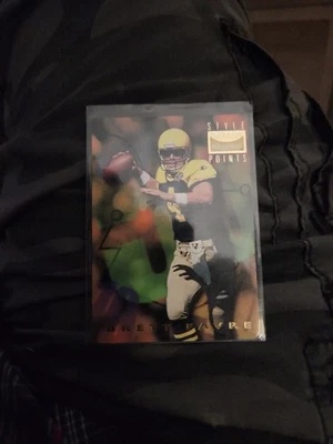 Skybox Premium 1995 - Style Points Brett Favre #141 Foto 1 de 2