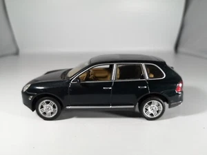 PAUL'S MODEL ART MINICHAMPS PORSCHE CAYENNE S SCALA 1/43 - Foto 1 di 5