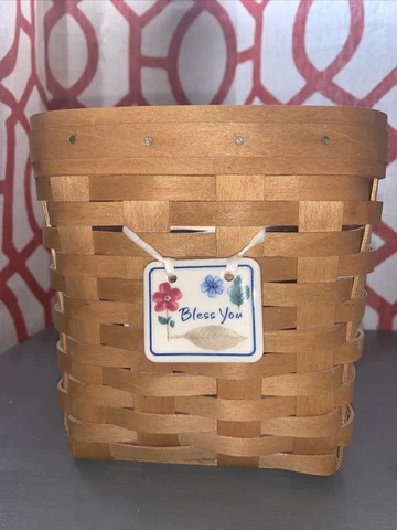 Longaberger Tall Tissue Basket with Liner Signed 2002 *No Lid* Cover