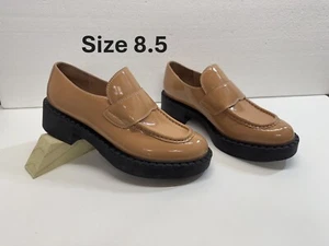 Jeffrey Campbell Women's Platform Loafer Caramel Patent Leather Shoe - Size 8.5 - Picture 1 of 9