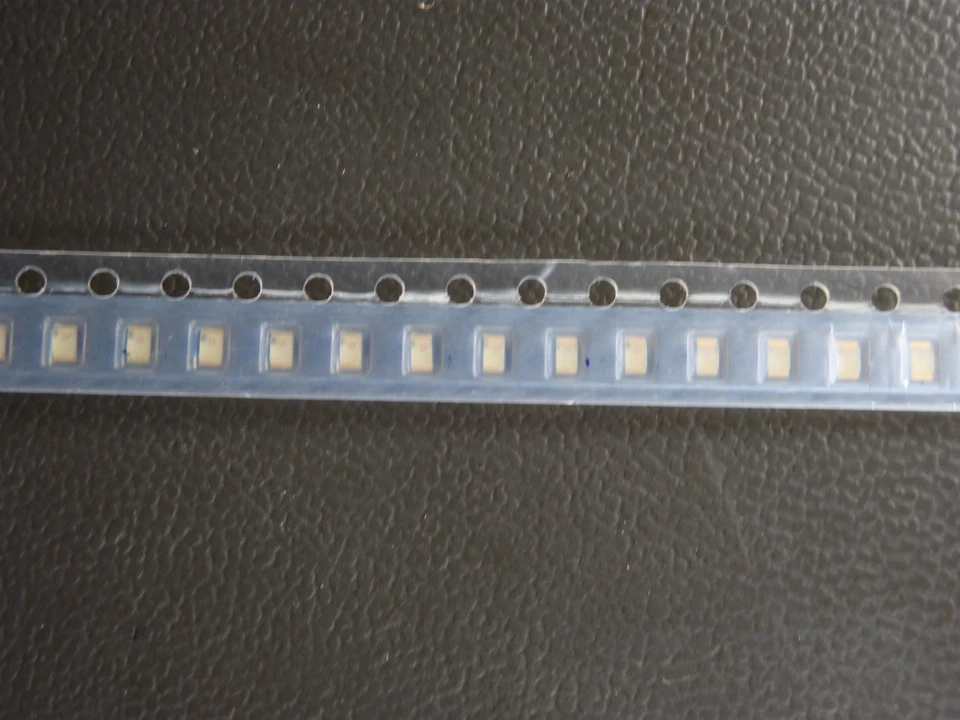 Lote de 15 HSMG-C670 Hewlett Packard SMT Chip LED Verde 20mA 50mW 5V Estuche 805 NOS Foto 1 de 1