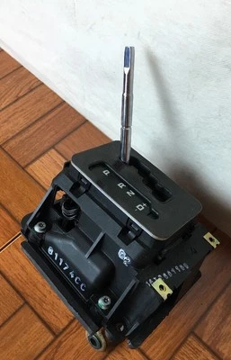 01 02 03 04 05 MERCEDES W163 ML320 ML  ML500 SHIFTER ASSEMBLY 170267054 TESTED - Image 1 of 4