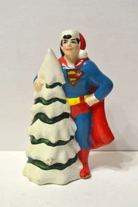 4 1/4" SUPERMAN w SANTA HAT & CHRISTMAS TREE Ceramic X-Mas Ornament 1979 Rare - Picture 1 of 1