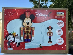 Disney 5Ft LED VACANZA TOPOLINO SCHIACCIANOCI NUOVO SCATOLA SIGILLATA 2025 Home Depot - Foto 1 di 2