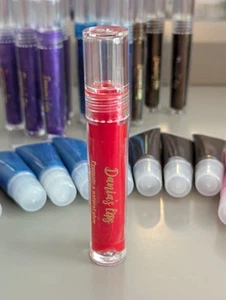 Dania's Lips  - Picture 1 of 1