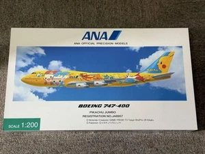 ANA B747-400D Pikachu Jumbo 1/200, used, opened wheels - Picture 1 of 7