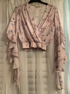 Love Label At Topshop Pink Cropped Floral Plunge Split Sleeve Blouse XS - Picture 1 of 7