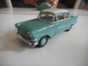Minichamps Opel Rekord A in Green on 1:43 - Picture 1 of 2