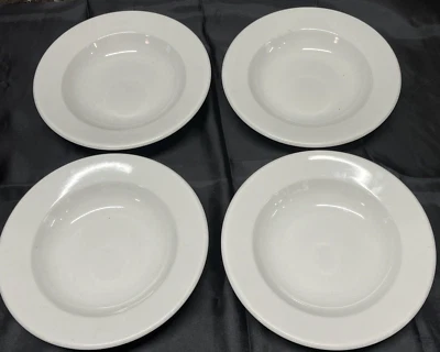 Juego ~ 4 cuencos de pasta redondos Oneida Crown Rego blancos de 9” porcelana fina en muy buena condición Foto 1 de 4