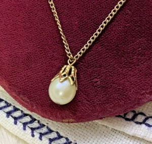 VTG 12K Yellow Gold Filled Curb Chain Necklace Cultured Pearl Pendant Signed MK - Picture 1 of 12