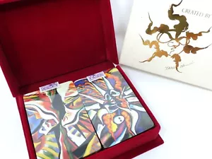 TARO OKAMOTO Arte De Colección 2 Barajas Cartas Selladas Caja Roja REGALO Como Nuevo ¡Raro! - Imagen 1 de 15