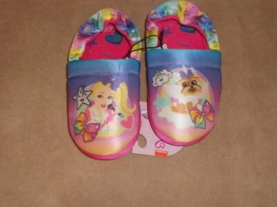 NEW GIRLS JOJO SIWA  SLIPPERS SIZE 4-5 - Image 1 of 3
