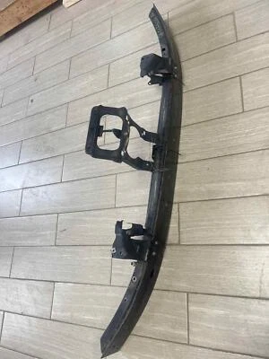 Front Bumper Reinforcement MERCEDES E-CLASS 96 97 98 99 00 01 02 03 Foto 1 de 4