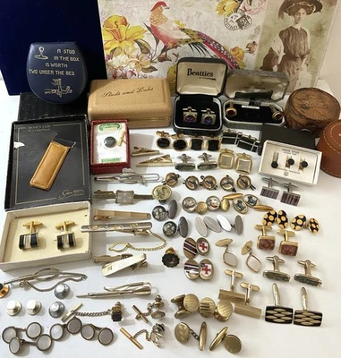 Job Lot Antique Vintage Cufflinks Tie Clips Stud Boxes Novelty Pairs Some Signed - Image 1 of 4