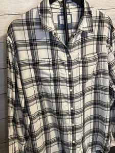 American Eagle Damen Flanellhemd M schwarz weiß kariert Perlen Druckknopf EG - Bild 1 von 6