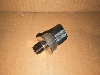 mercedes c class w204 2.1 cdi fuel rail pressure sensor - Image 1 of 2