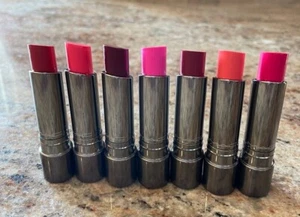 MAC Huggable Lipcolour 0.11 oz / 3.2 g - Choose your colors - 100% AUTHENTIC - Picture 1 of 8