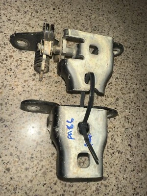 Bisagras de puerta trasera derecha para pasajero Dodge Ram 1500-3500 2009-2018 fabricante de equipos originales par de bisagras Foto 1 de 4