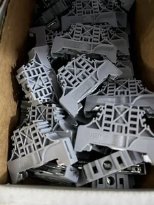 Entrelec BAM 2 End Stop Terminal Block USIP - Picture 1 of 1