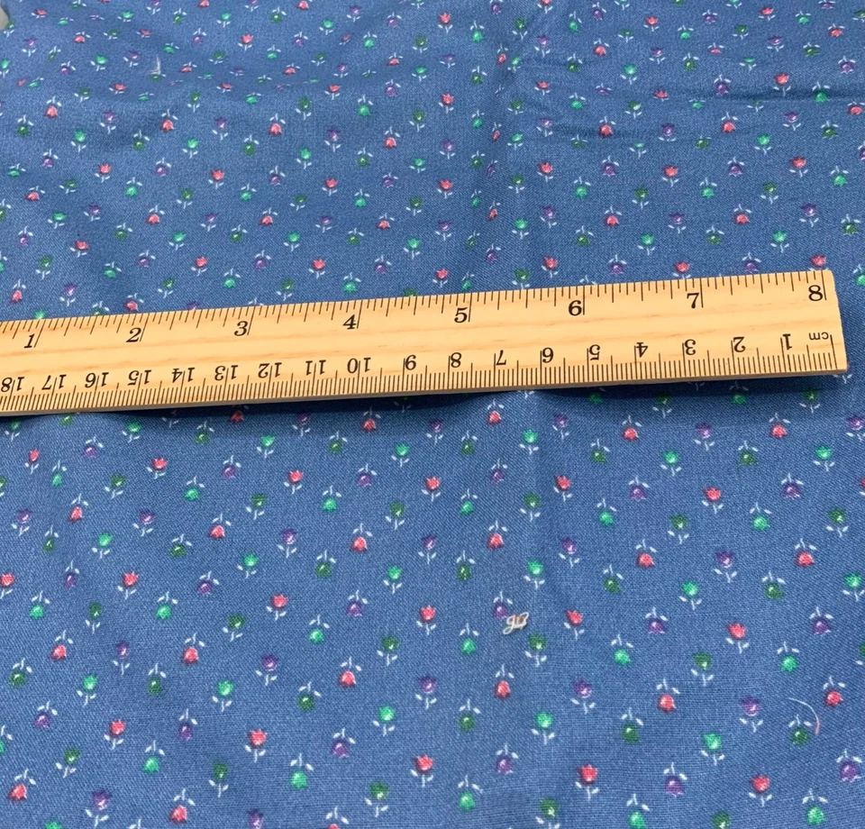 MED BLUE PINK WHITE PURPLE TULIPS PETITE FLOWERS  Vtg CALICO Cotton Fabric 1.3 Y - Image 1 of 1