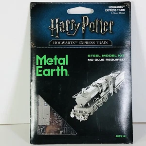 Hogwarts Express Train Harry Potter Fascinations Metal Earth 3D Steel Model Kit - Picture 1 of 12