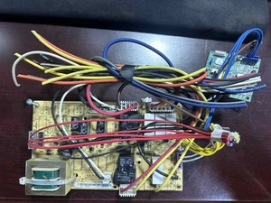 ELECTROLUX RANGE CONTROL BOARD TEIL # 316443916 7316443916 MIT ZÖPFEN #U1 - Bild 1 von 7