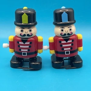 Vintage Robin Reid Wind Up Nutcracker Toy Soldiers In Working Order Lot of 2 - Picture 1 of 4