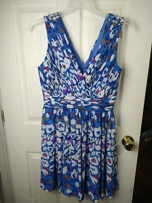 Vestido Matthew Williamson Mujer 10 Escote en V Plisado Hasta la Rodilla Ajuste y Acampanado  Foto 1 de 4