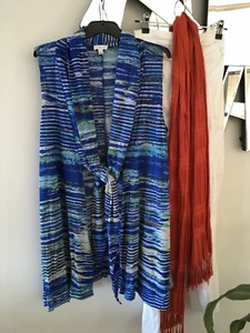 W LANE Blue Green White Stretch Sleeveless Tie Front Cardigan Vest S 10 12 - Picture 1 of 4