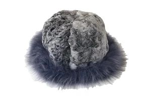 AUTHENTIC  KHOREZM KARAKUL (YOUNG LAMB'S WOOL)  WOMEN'S HAT -  21 INCHES -SMALL - Picture 1 of 6