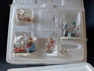 Hawthorne Village Rudolphs Christmas Town accessory set Animal Friends NIB - Picture 1 of 9