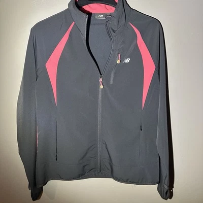 Chaqueta deportiva New Balance para mujer con cremallera completa negra rosa entrenamiento para correr talla L Foto 1 de 4