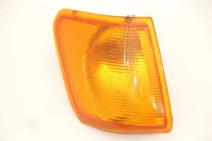 Turn signal on the front right Ford FIESTA 3 GFJ 31858 - Picture 1 of 3