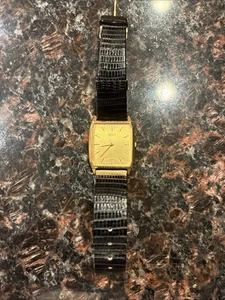 Vintage Seiko Tank Watch 5p30-5A19 *Untested *Needs Battery - Picture 1 of 13